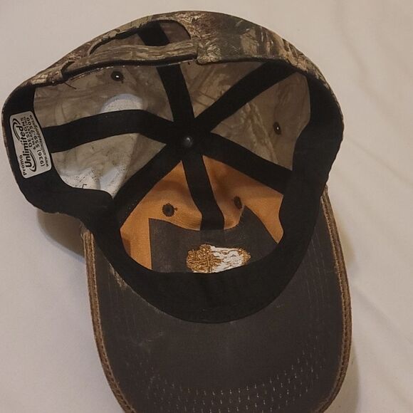 Boggy slough camouflaged hat - Picture 3 of 6